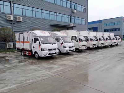 東風(fēng)途逸危險品貨物運輸車銷售廠家